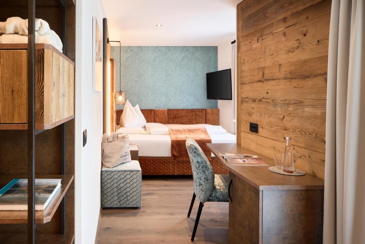Hotel Comploj Adults Only Selva di Val Gardena Ngoại thất bức ảnh