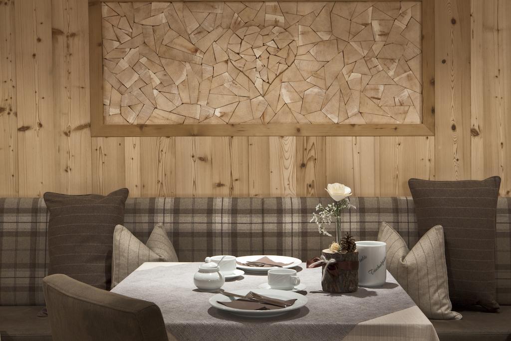 Hotel Comploj Adults Only Selva di Val Gardena Ngoại thất bức ảnh